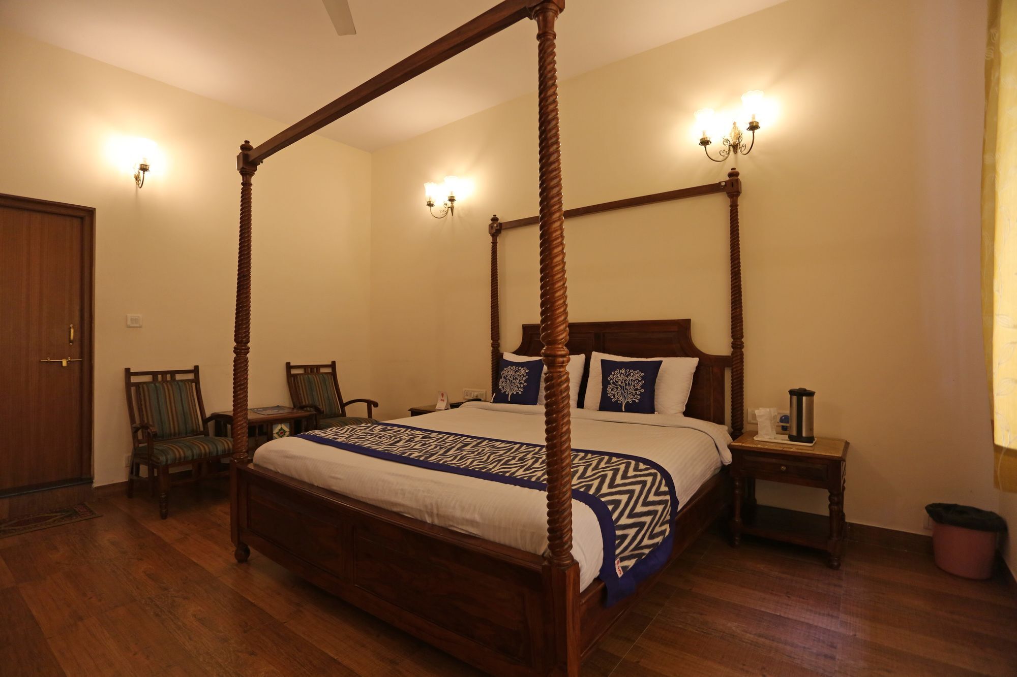 Oyo 6549 Hotel Gorbandh Mount Abu Bagian luar foto